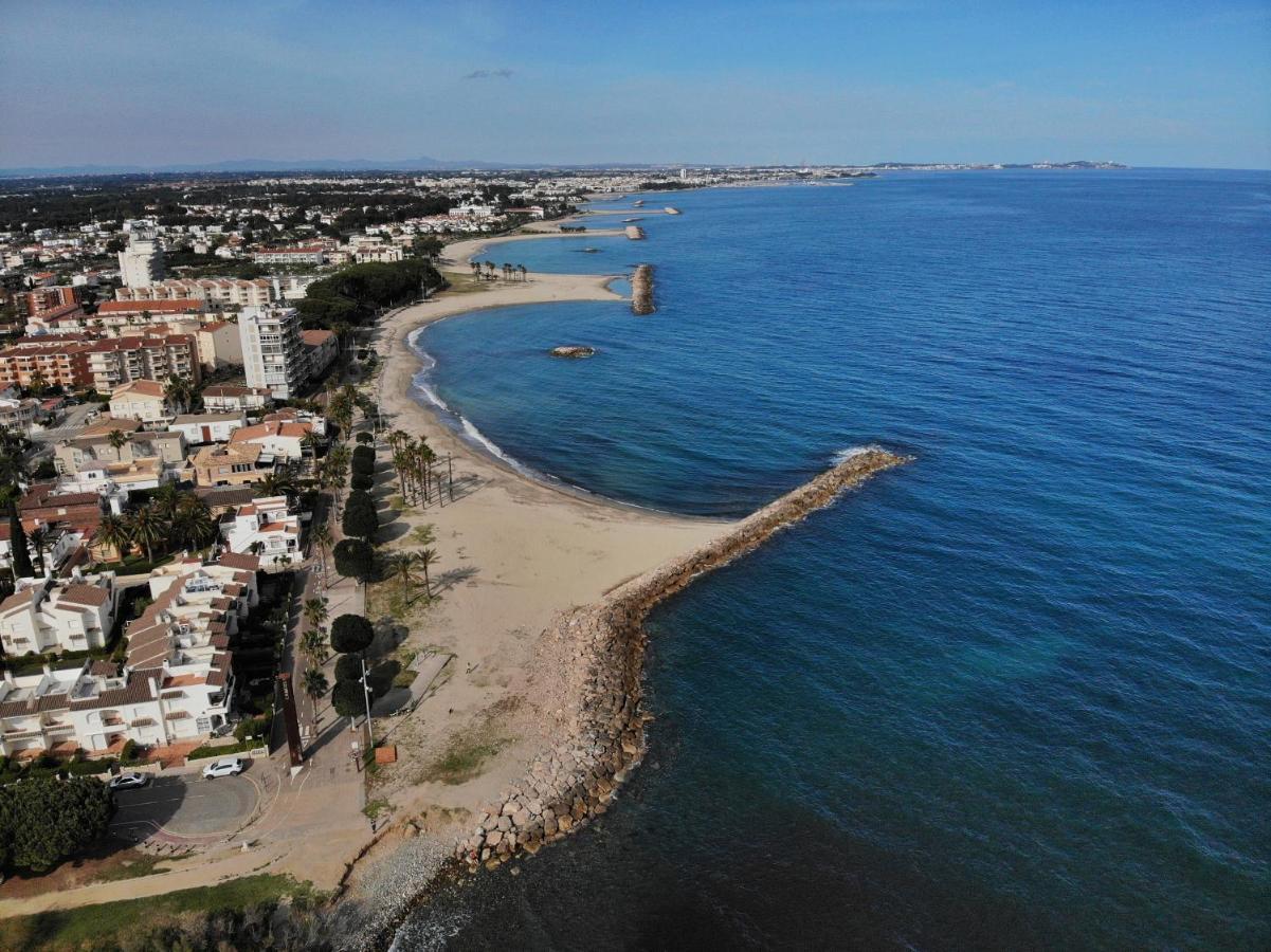 דירות קמברילס Primera Linia De Mar, Zona Tranquila מראה חיצוני תמונה